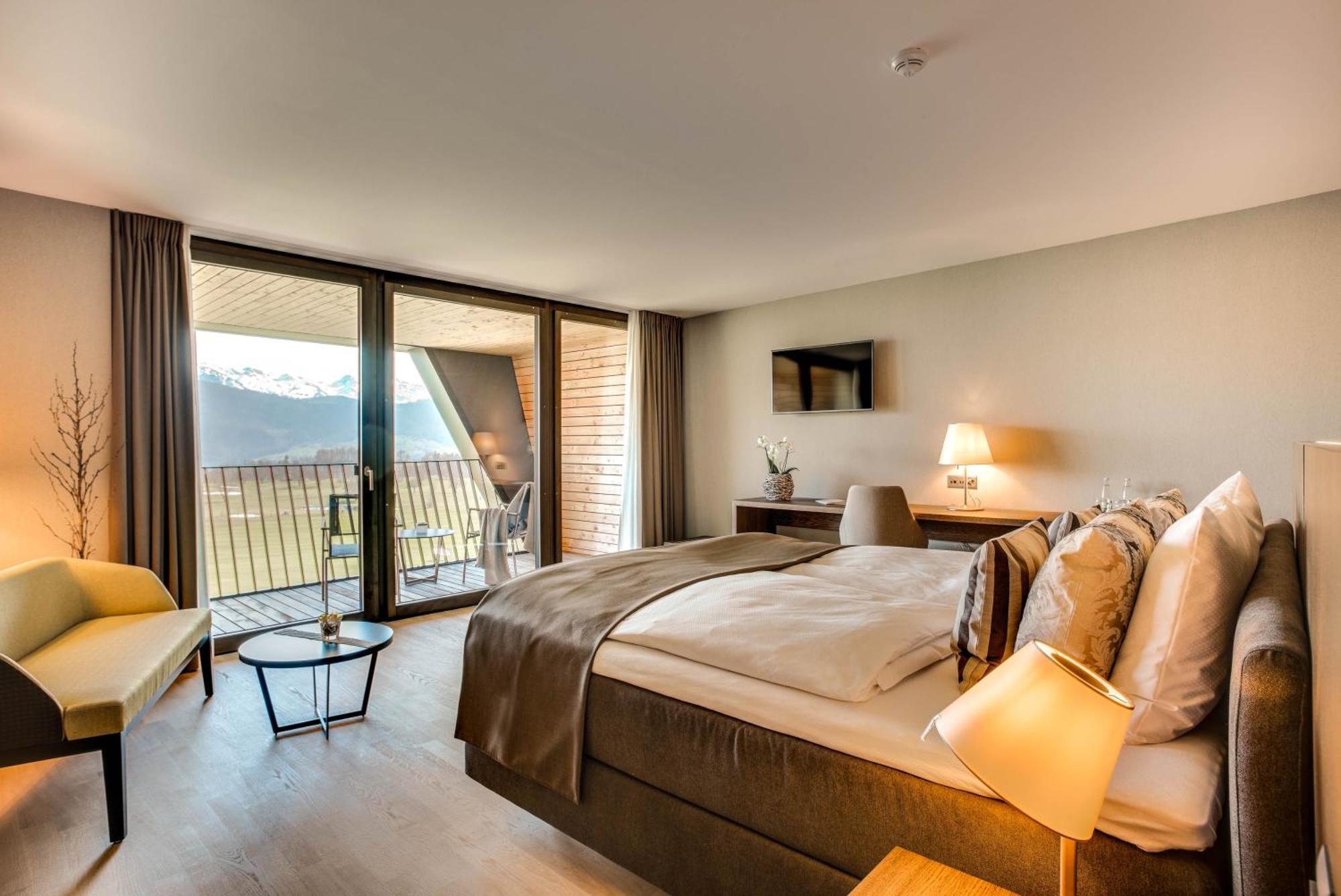 Hotel Badhof - Golfhotel Meggen